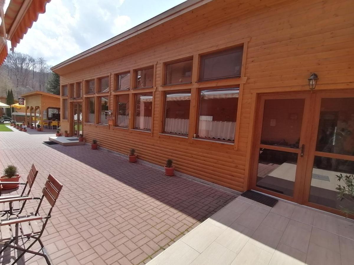 Pensiunea Colt Alb Băile Homorod 外观 照片