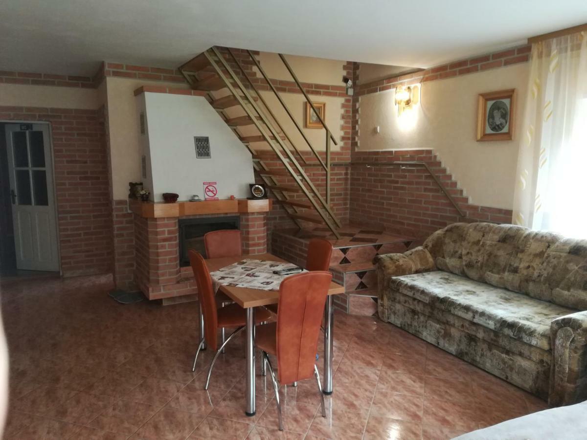 Pensiunea Colt Alb Băile Homorod 外观 照片