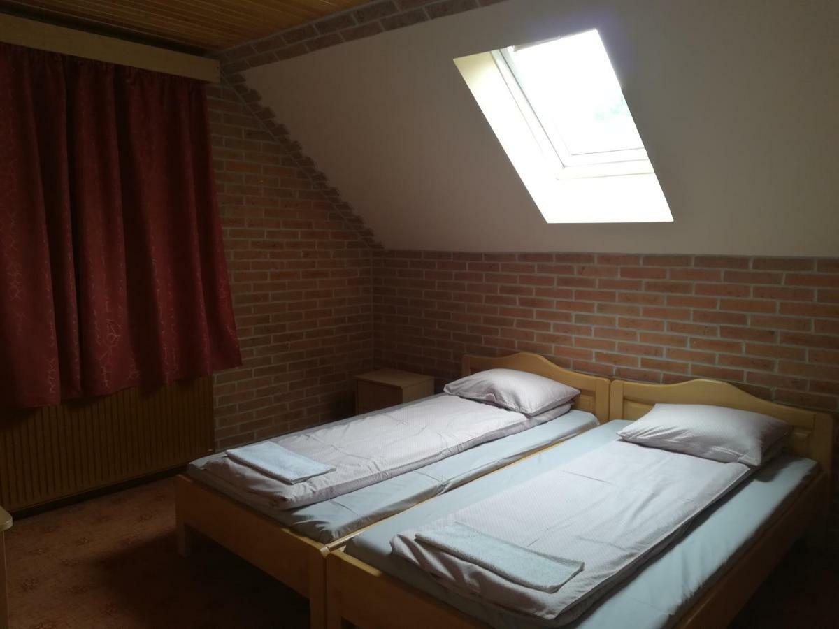 Pensiunea Colt Alb Băile Homorod 外观 照片