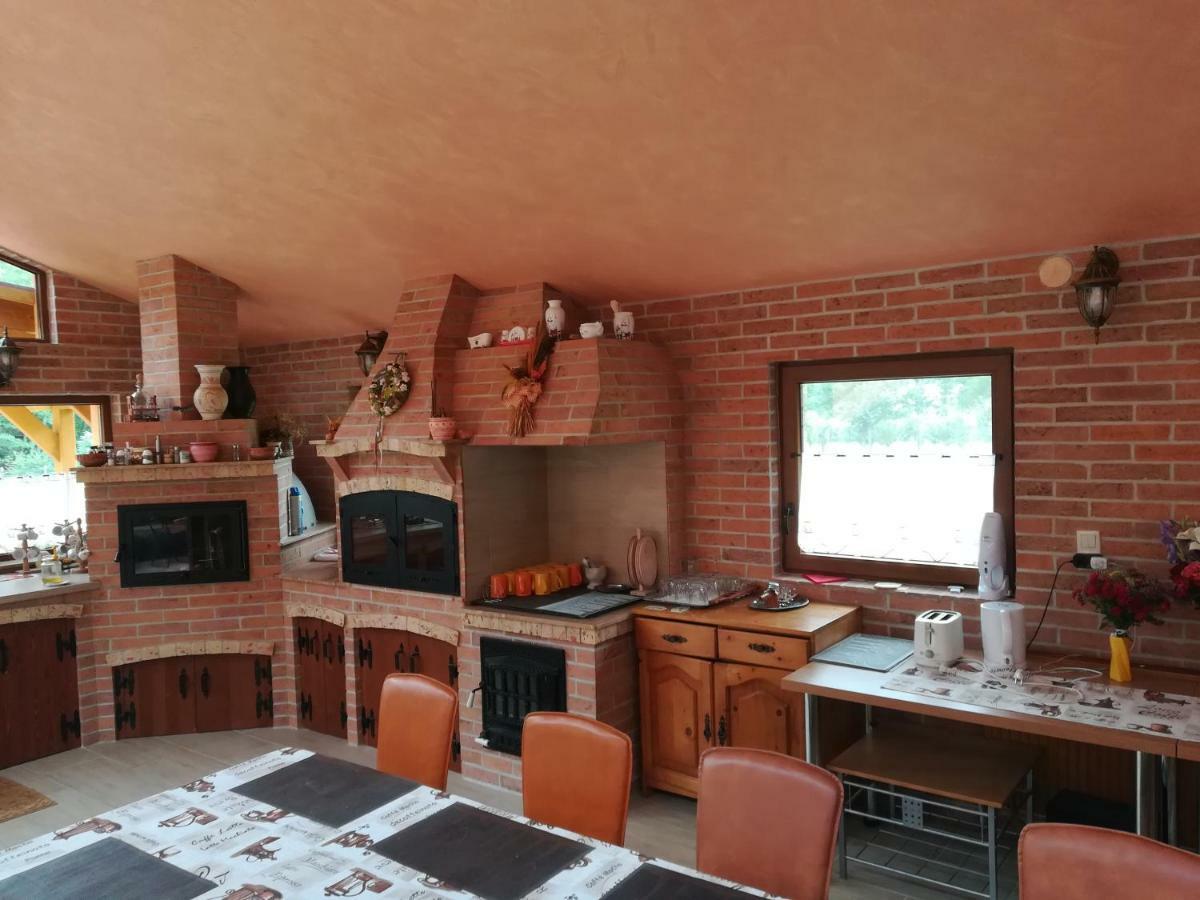 Pensiunea Colt Alb Băile Homorod 外观 照片